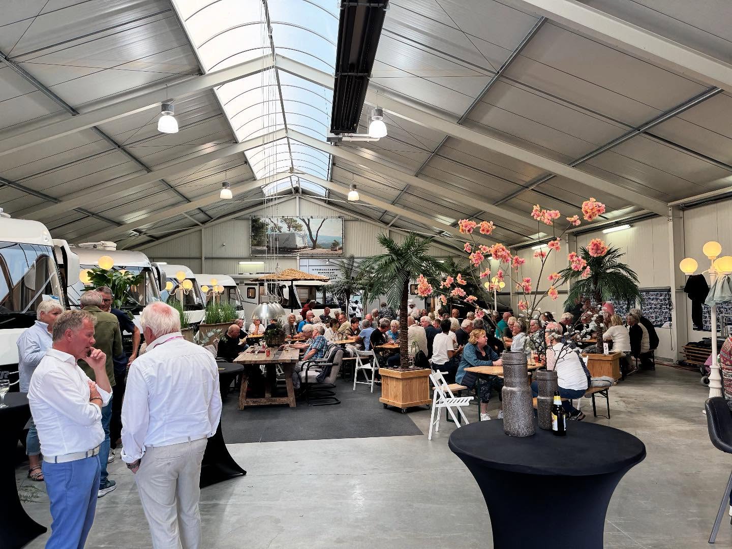 dealerevenement van Integraalcamper Marknesse